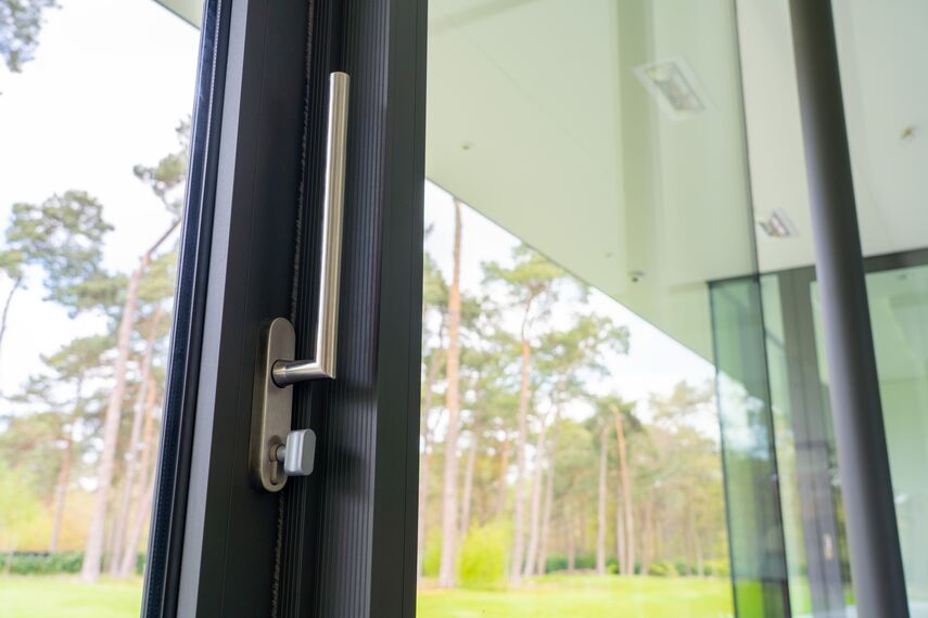 ConceptSystem 77 Doors and SlimLine 38 Cubic Windows - Villa in the Woods located in Waalre, The Netherlands