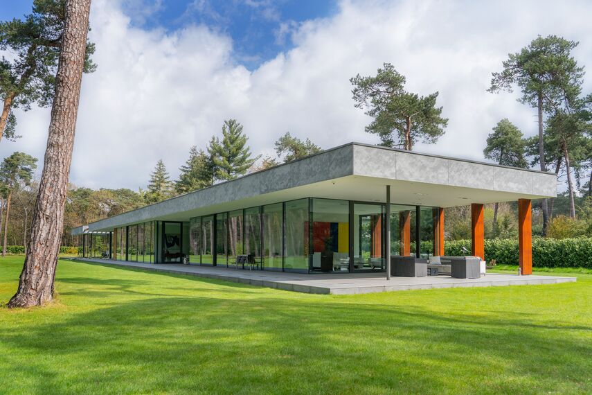ConceptSystem 77 Doors and SlimLine 38 Cubic Windows - Villa in the Woods located in Waalre, The Netherlands