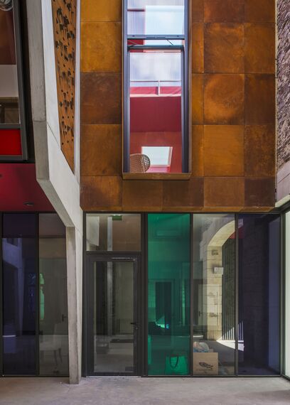 SlimLine 38 Windows, ConceptDoor 45Pa Doors, ThermoSystem 68 Windows, CW 50 Standard Façades and CW 50 Façades - Office building Madeleine Hall located in Nantes, France