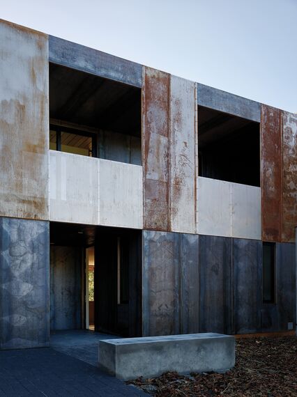 ConceptSystem 68 Windows, ConceptWall 50 Façades and ConceptPatio 130 Sliding & Folding - Villa The Giving Tree located inUnited States of America