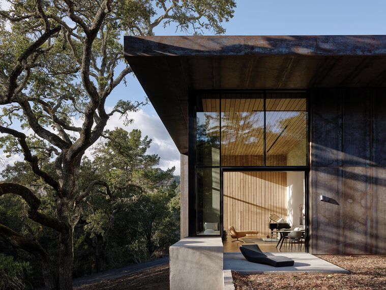 ConceptSystem 68 Windows, ConceptWall 50 Façades and ConceptPatio 130 Sliding & Folding - Villa The Giving Tree located inUnited States of America