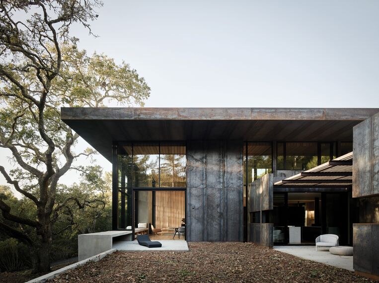 ConceptSystem 68 Windows, ConceptWall 50 Façades and ConceptPatio 130 Sliding & Folding - Villa The Giving Tree located inUnited States of America