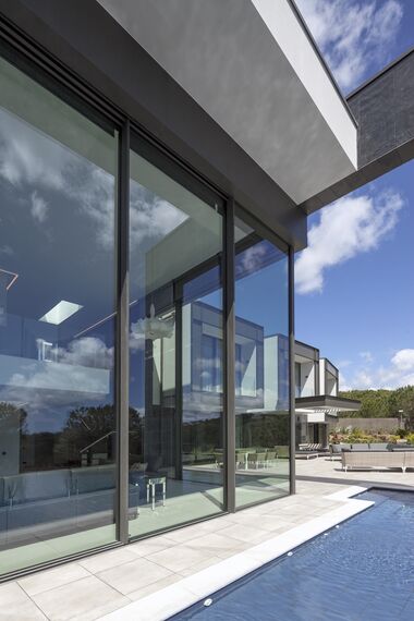 SlimLine 38 Doors, HiFinity Sliding & Folding and ConceptFolding 77 Sliding & Folding - House Pattan - House 3 located inSpain
