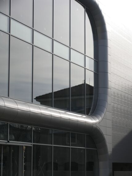 ConceptWall 50 Façades - Shopping center Light Park located in Bratislava, Slovak Republic