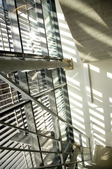 BriseSoleil 100 Solar Shading and ConceptWall 50 Façades - 't Rabot located in Gent, Belgium
