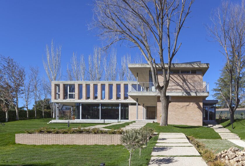 MasterLine 8 Windows and ConceptPatio 155 Sliding & Folding - Villa Private House Las Lomas located in Madrid, Spain