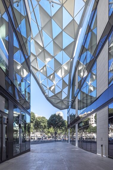 ConceptFolding 77 Sliding & Folding and CW 50-SC Façades - Le Prado located in Marseille, France