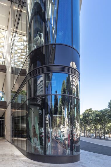 ConceptFolding 77 Sliding & Folding and CW 50-SC Façades - Le Prado located in Marseille, France