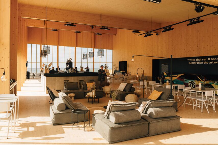 SlimLine 38 Windows and ConceptFolding 77 Sliding & Folding - BMW Art Ville located in Knokke-Heist, Belgium