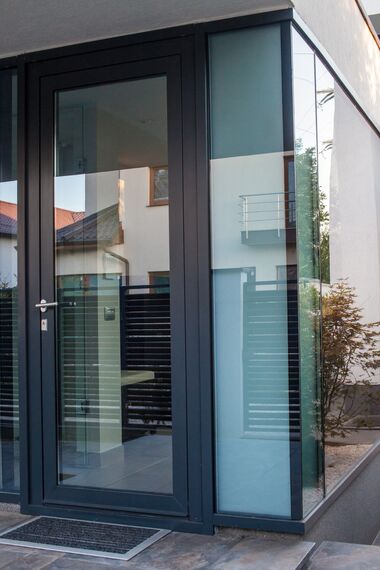 ConceptSystem 77 Windows and CW 50-SC Façades - Private House Ilfov located inRomania