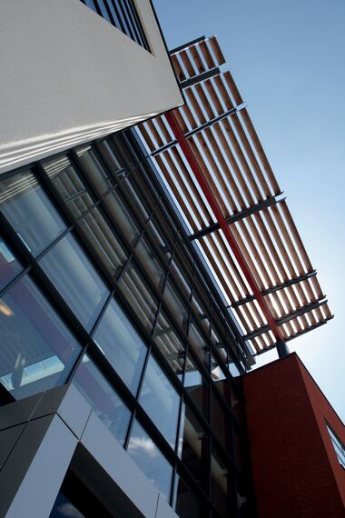ConceptWall 50 Façades - College/University West Herts College located in West Herts, United Kingdom