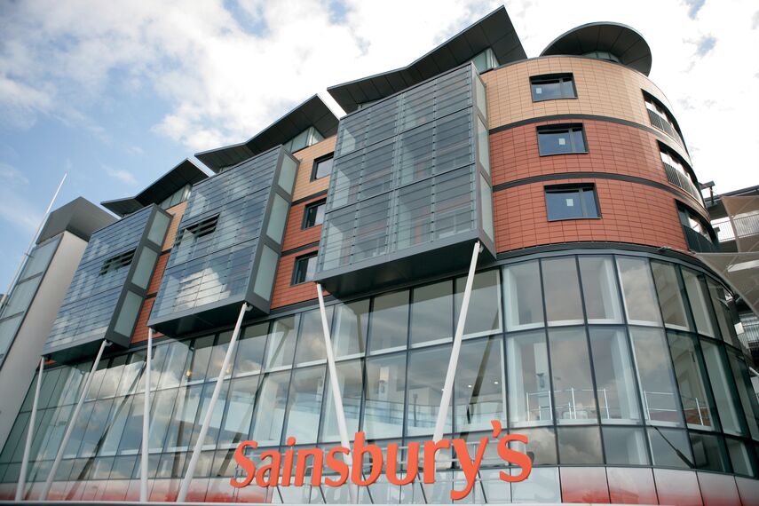 ConceptWall 50 Façades - Apartmentcomplex Sainsbury's Maidenhead located in Maidenhead, United Kingdom