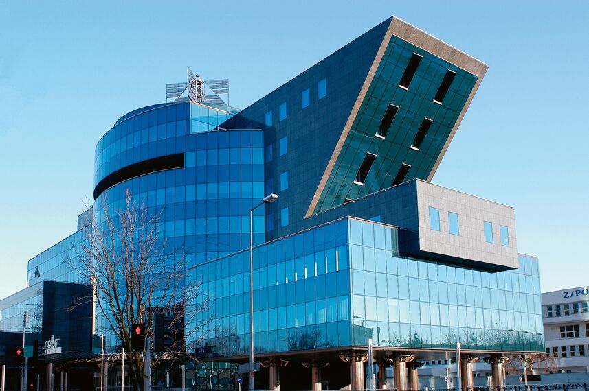 ConceptWall 50 Façades - Business center Zepter Business Centre located in Warsaw, Poland