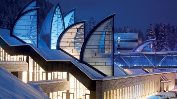 ConceptSystem 77 Windows, ConceptWall 50 Façades and ConceptSystem 77 Doors - Health resort Tschuggen Bergoase located in Arosa, Switzerland