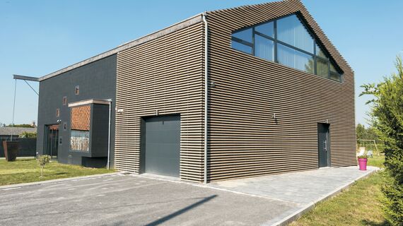 ConceptDoor 50 Doors, ThermoSystem 57 Windows, ConceptPatio 130 Sliding & Folding, CP 50 Sliding & Folding and ConceptFolding 77 Sliding & Folding - House Private House Anstaing located inFrance